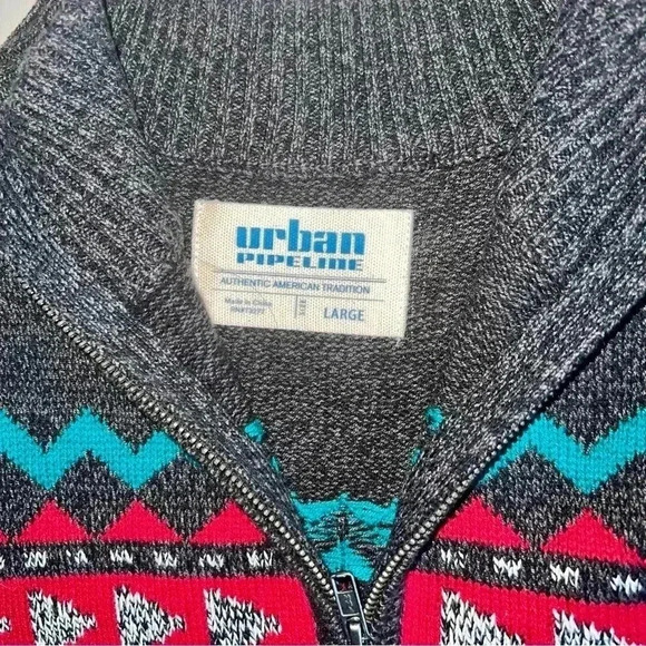 Urban Pipeline size large sweater - Picture 2 of 6